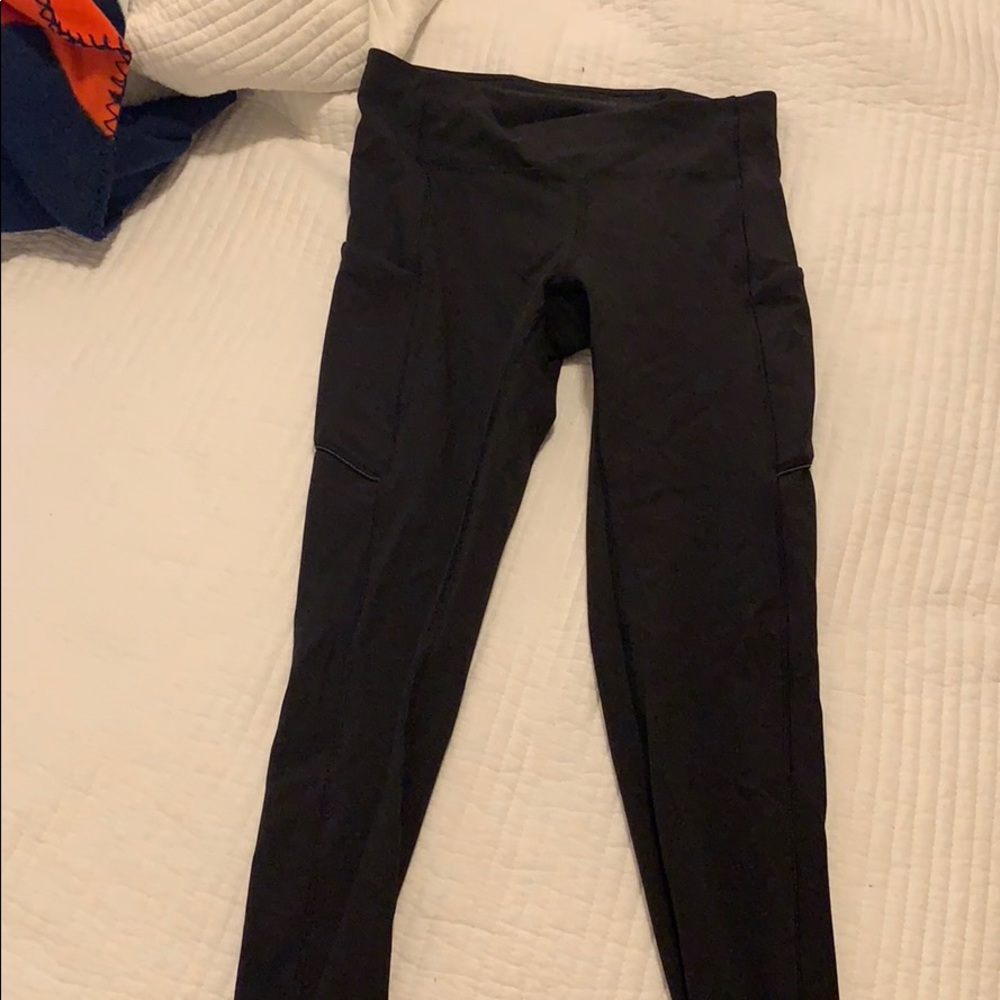 lulu lemon tight black legging size 4
